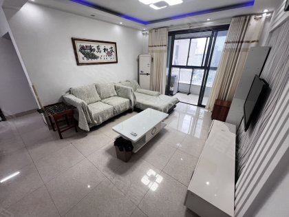 真实房源临滨苑精装两室_实拍照片_金融港方圆荟旁_随时看