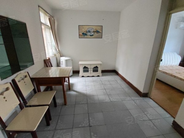 海棠地铁口_油泵厂宿舍__精装2室_家电齐全图片实拍看房方便