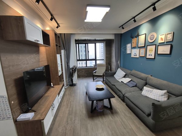 包河南门换乘中心4号线南屏路站附近，70年住宅，民水民