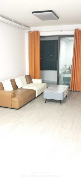 乐富强湖光秋色_三室两卫_南门小学_四十二中_幼儿师范旁边