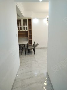 比较干净，可全配_大富新领地_3室2厅1卫_急租房源_电梯房