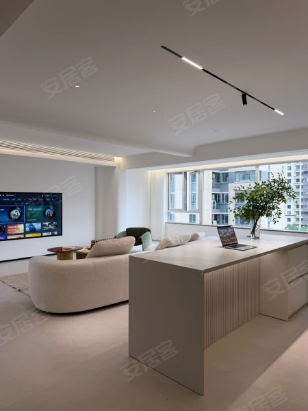 政务东龙湖星澜湾丨精装大平层_全屋定制_终极改善租住体验