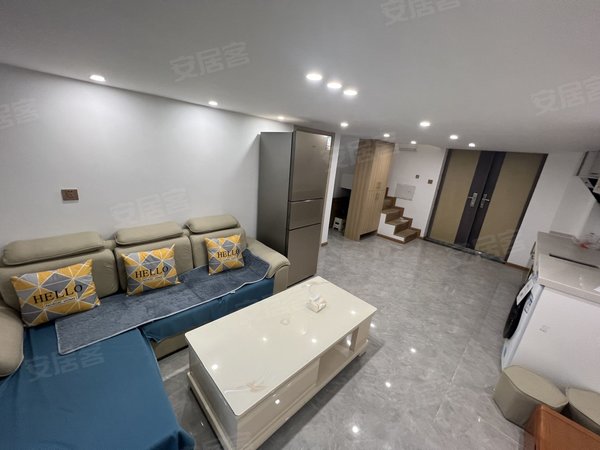 【多图】华宇旭辉锦绣广场(商住楼,龙潭寺租房,精装loft大套三 星悦