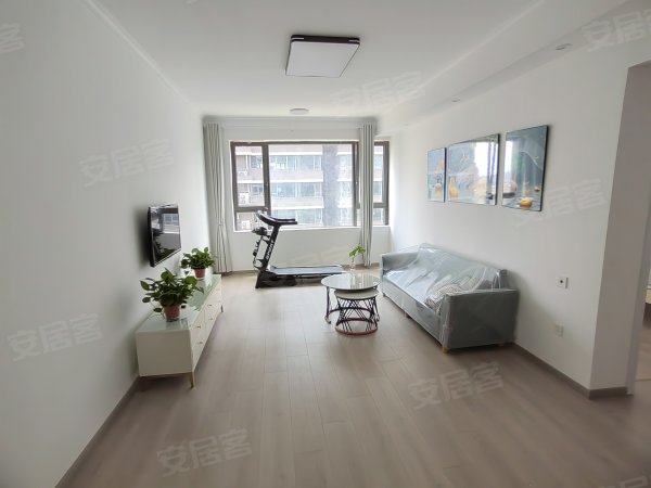 置地中心栢悦天翠_电梯房_三室两厅_精装修_拎包入住随时看房