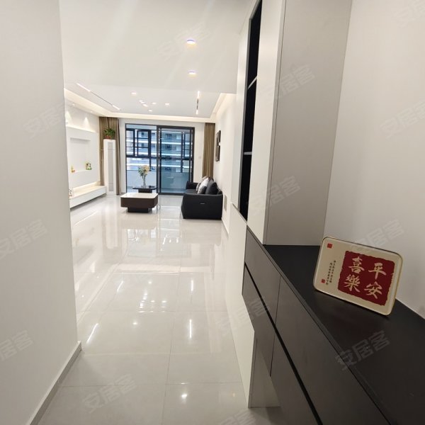 云川雅筑C区_超精装大三房_采光好_随时看房_拎包入住