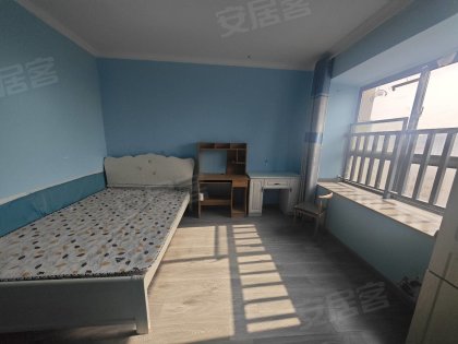 主卧带独卫朝南_榆林桥畔二期_附近青网南翔智慧工业园科技园
