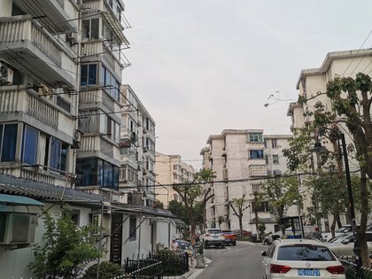 里河新村