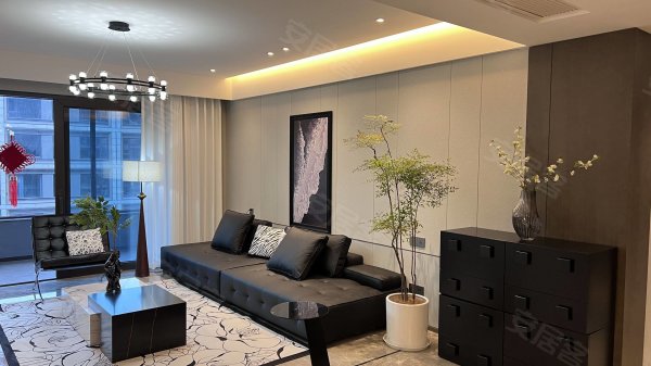 滨湖印_押一付一可短租_现带简约风中央空调加暖气拎包入住
