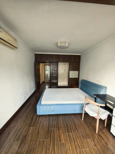 美湖小区_家具家电齐全_随时看房_户型好_地段好_拎包入住