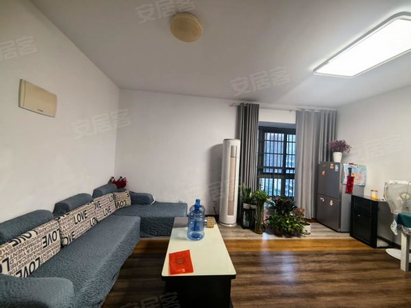 4号线地铁口图书馆站_融侨天骏_精装2室2厅_房东自住装修