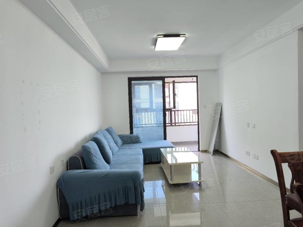 精装修，，拎包入住，家电齐全，靠地铁口，和平小学，九中学校