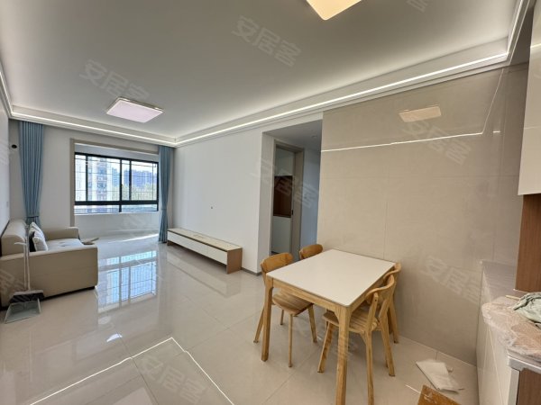 可养宠物！可以短租！润园_新四中_滨湖首府_省立医院_银泰旁