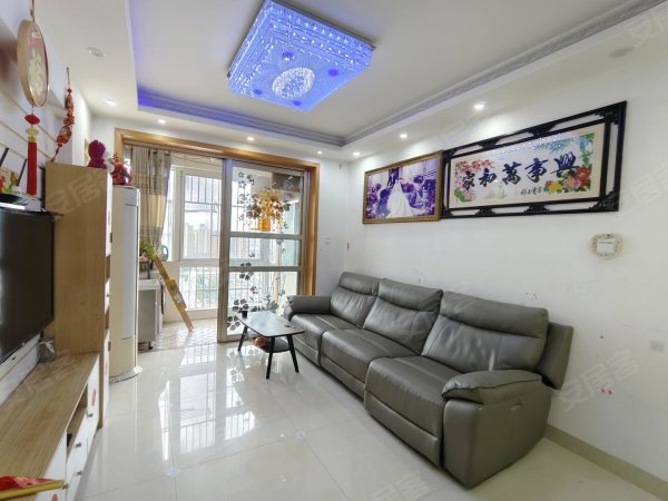 新海公园地铁口精装三室_业主自住房_首次出租_拎包入住