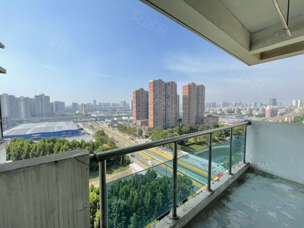 实价实拍！南北双阳台电梯三室_近方庙地铁口瑶海万达_家电可配