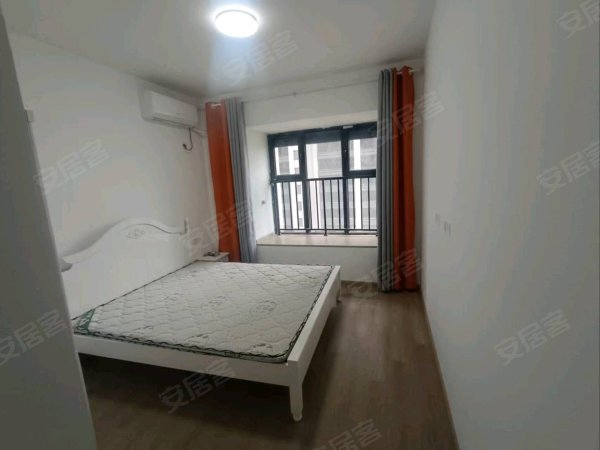荣盛华府_四室家具家电齐全_出门地铁五号线_环境好_随时入住