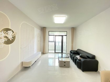 宝能二期业主自住精装四房全屋瓷砖地面定制家居家电齐全拎包入住