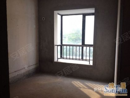 省政府 友谊路上正2号线地铁口 带青园小学指