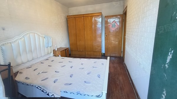 新上白水坝地铁口双南双阳台大两房还送一个北露台