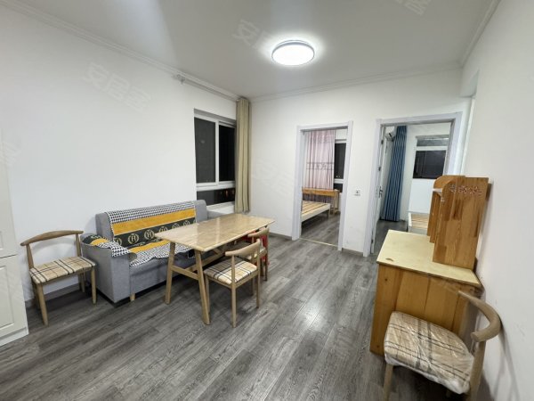 滨湖润园_业主自住装修_全屋瓷砖定制衣柜_五号线_四中对面