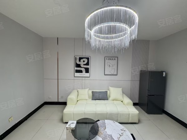 香格里拉花园_不要押_金_可短租_月付_实拍_随时看房_家具