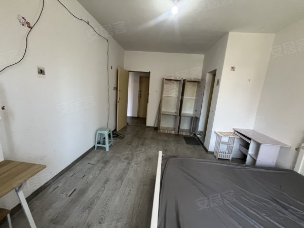 新店花园(1-11栋)_采光好_急租房源_电梯房