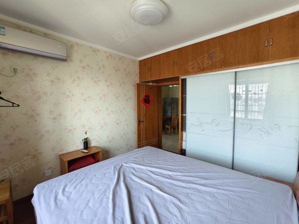 一中对面_陪读好房_自住精装修大两房_高配家具家电_拎包入住