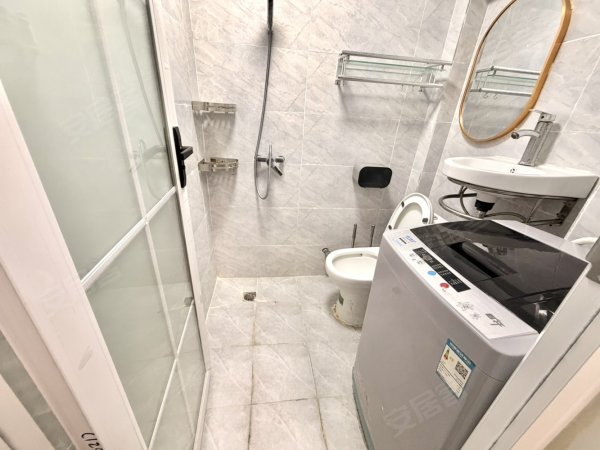 独立卫浴邓店董铺湾_短租月付_四季花海_顺丰_泰盈科技