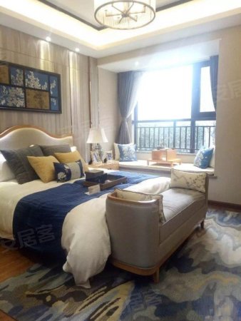 2号线地铁口、花园洋房、和昌林与城、紧邻惠