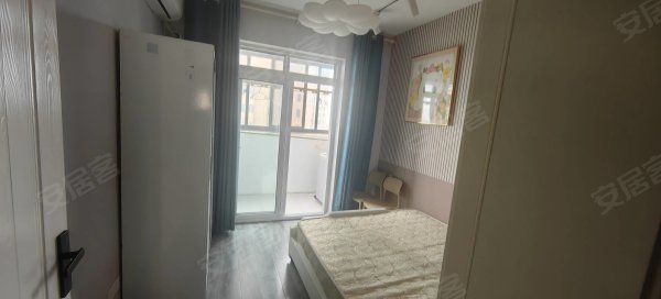 四中胜负板块精装修两居室_家电家具齐全拎包入住