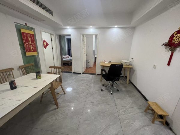一中陪读好房_自住全屋定制精装修三居室_停车免费_随时入住