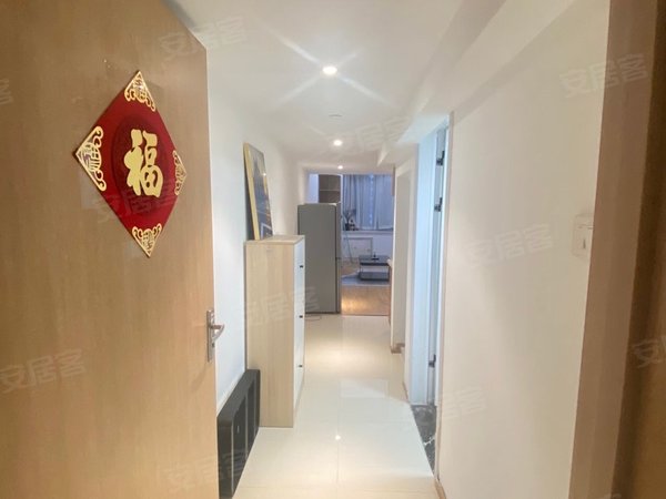 【多图】华元欢乐城(商住楼,临平租房,欢乐城尚峰轩loft公寓 干净