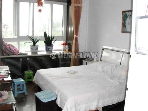 大连东华小学图片