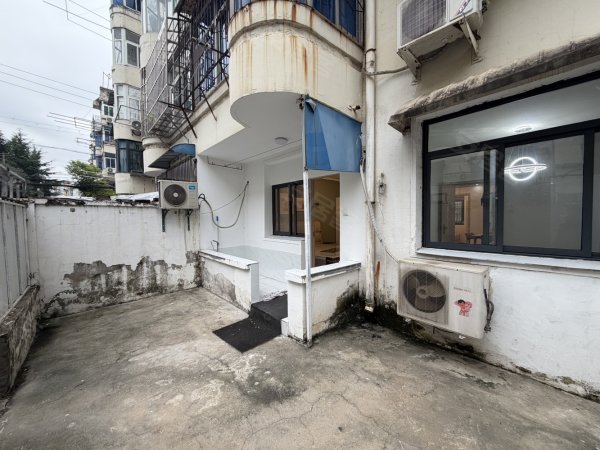 可月付_市区的一方小院_青年小区_一附近多套可选_不同户型