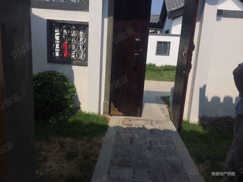 中铁春风十里别墅