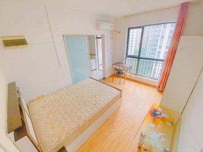 天鹅湖_图书馆旁_融科九重锦_国建香榭水都_森林海_带厨房