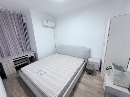 天柱路2号线地铁口_金濠优活城_民用水电_拎包入住_随时看房