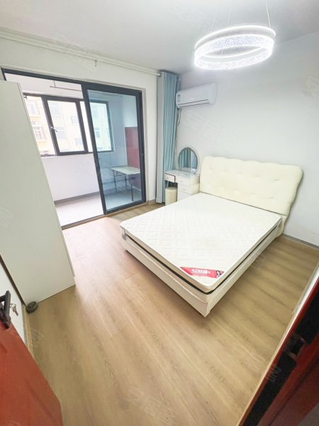 自家房子无某费卧云新村阳台独卫近大众蔚来江淮延锋可短租可月付