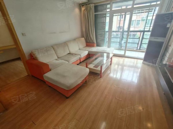燕园_南新庄地铁口_精装修三房_民水民电_拎包入住