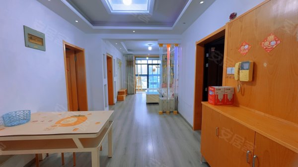 电梯房，大学城北3号线地铁口旁，中环城，蓝色湖畔两室精装修