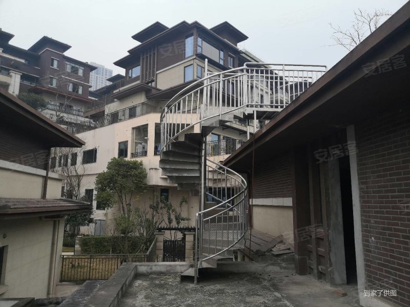东原嘉阅湾(别墅)5室3厅4卫238.5㎡南北470万