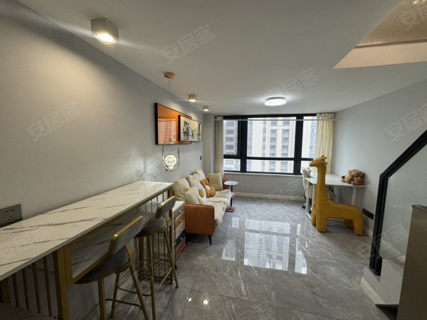 瑶海天街公寓，2室精装，家具家电齐全，拎包入住，楼下商业街