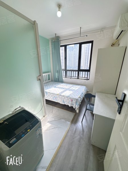 新店雅苑单间带独卫洗衣机出租付一押一靠京东方彩虹惠科可短租