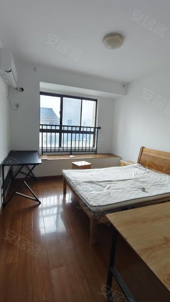 三室出租，随时看房入住
