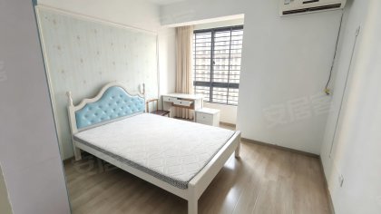 柳树塘地铁口_华地紫园_主卧独立卫浴南北通透_25平_电梯房