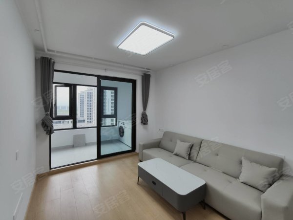 南北通透三居室_双阳台_家具家电齐全_拎包入住_看房随时