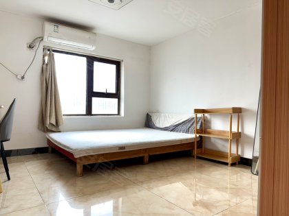 陶冲湖城市广场_loft_近安医大四附院_平板逐梦