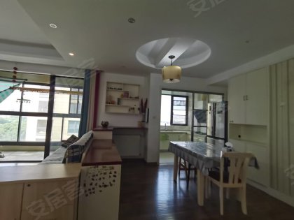 翡翠湖旁_绿城玫瑰园_精装四房_全屋定制_家电齐全_中央空调