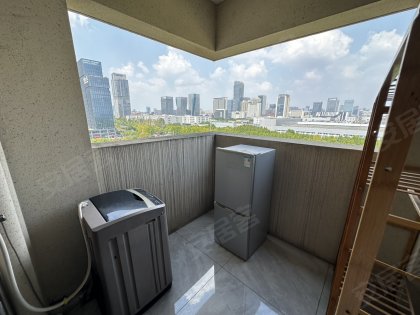 高新区三户室20平米正南11层