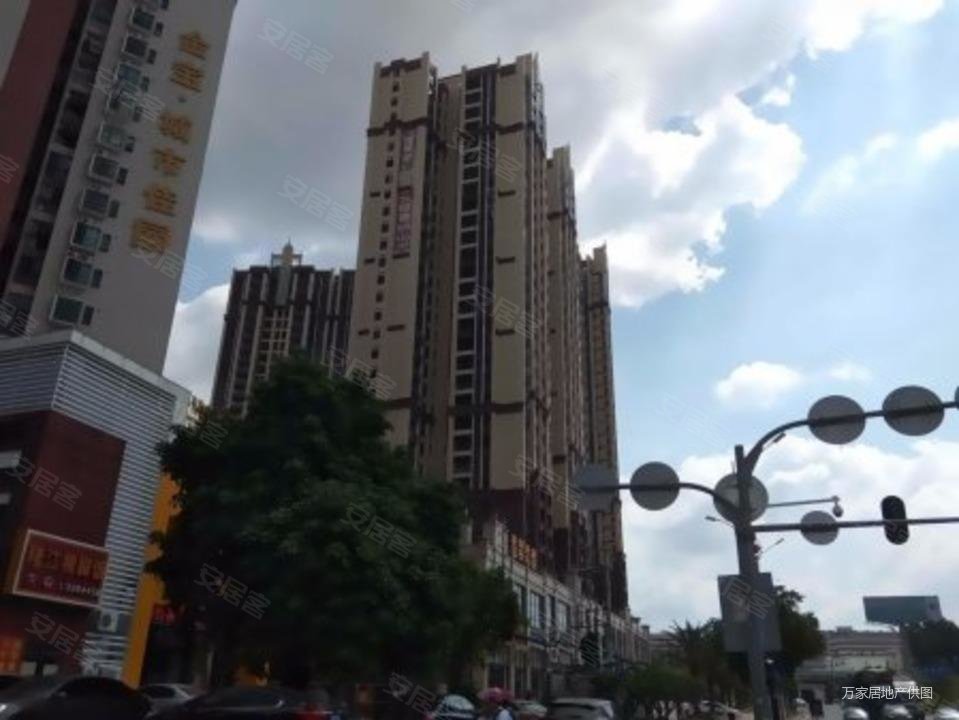 千亿仲恺高新区惠环轻轨口旁边大型商超业主包税送车位