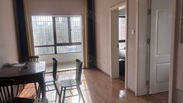 地铁口_百汇城市广场2室_精装_家电齐全_拎包入住_看房方便